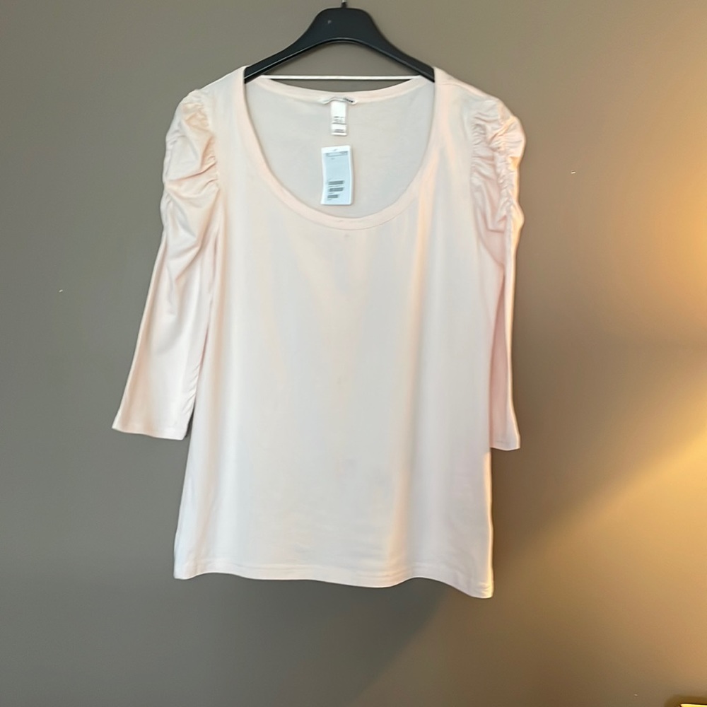 Light pink ruffled sleeves T-shirt